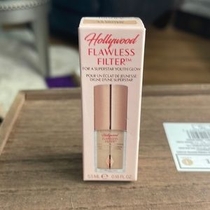 Charlotte Tilbury Hollywood Flawless Filter